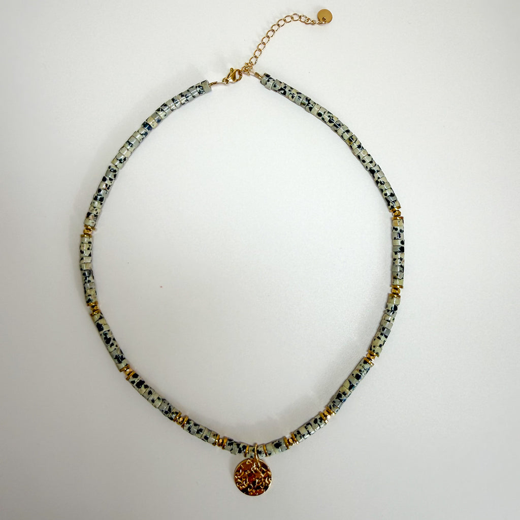 Collier ALMA