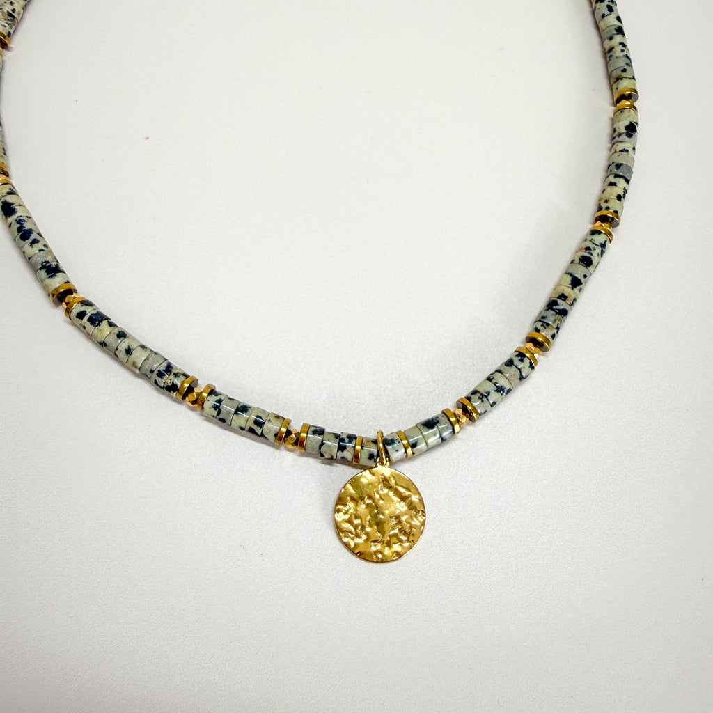 Collier ALMA